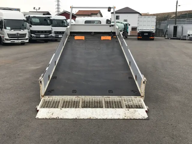 いすゞ エルフ TRG-NPR85AN(2WD)の写真8