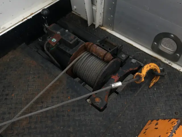 いすゞ エルフ TRG-NPR85AN(2WD)の写真13