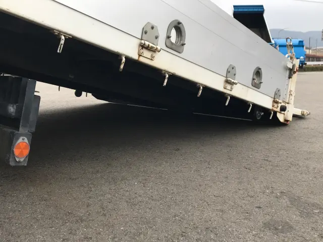 いすゞ エルフ TRG-NPR85AN(2WD)の写真17