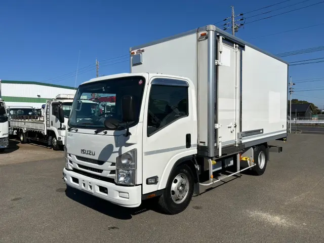 いすゞ エルフ 2RG-NPR88YN(2WD)の写真1