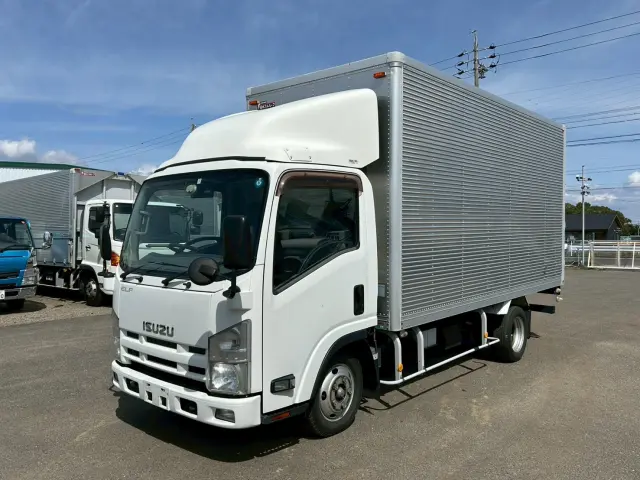 いすゞ エルフ TKG-NMR85AN(2WD)の写真1
