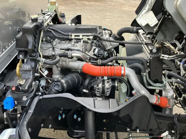 三菱 キャンター 2PG-FEB80(2WD)の写真16