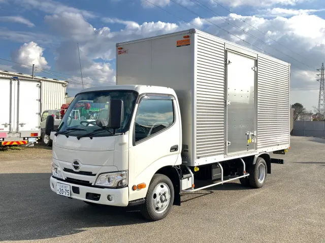 日野 デュトロ 2KG-XZU655M(2WD)の写真1