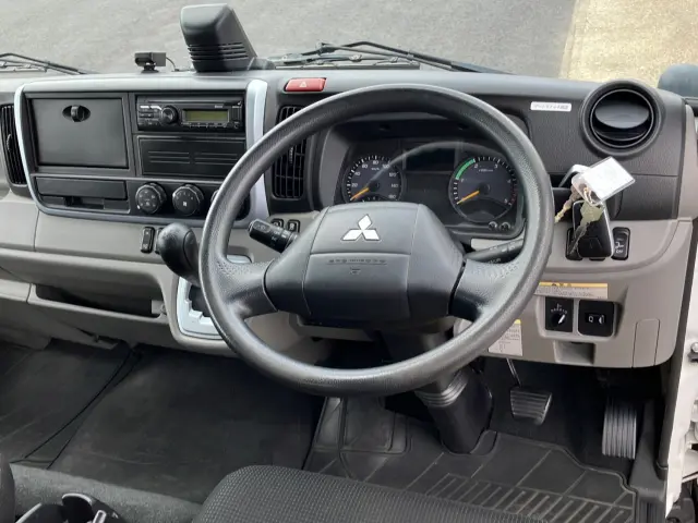 三菱 キャンター 2RG-FEB50(2WD)の写真19