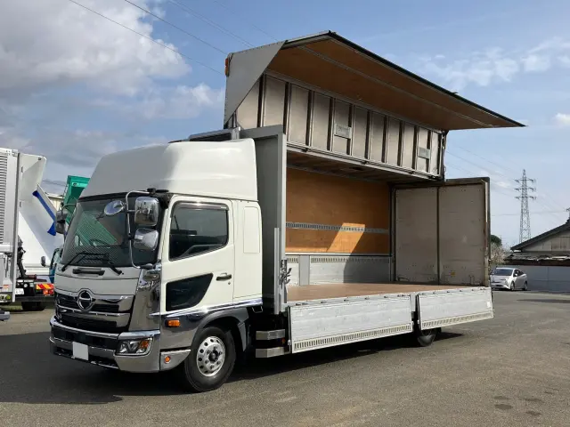 日野 レンジャー 2KG-FD2ABG(2WD)の写真1