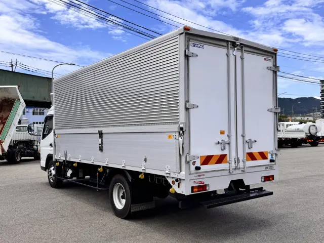 三菱 キャンター TPG-FEB80(2WD)の写真4