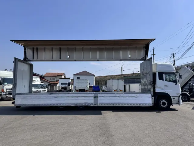 ＵＤ クオン 2PG-CD5CA(6x2)の写真6