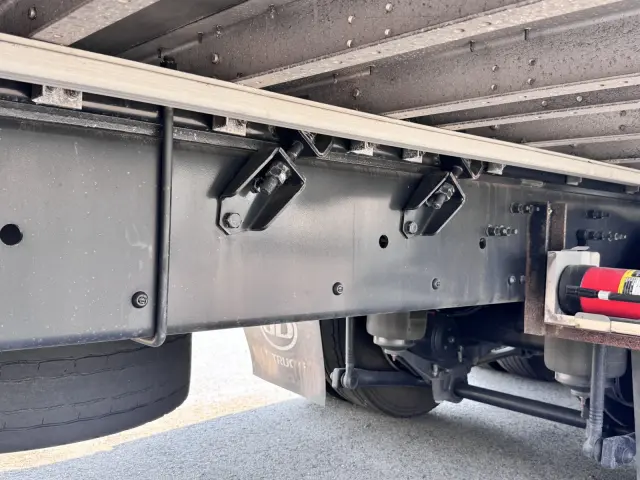 ＵＤ クオン 2PG-CD5CA(6x2)の写真14