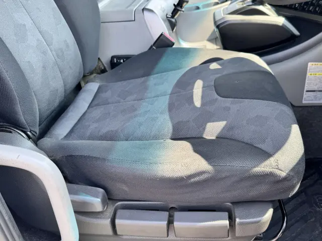 ＵＤ クオン 2PG-CD5CA(6x2)の写真18