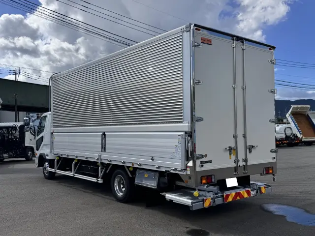 三菱 ファイター 2KG-FK65F(2WD)の写真4