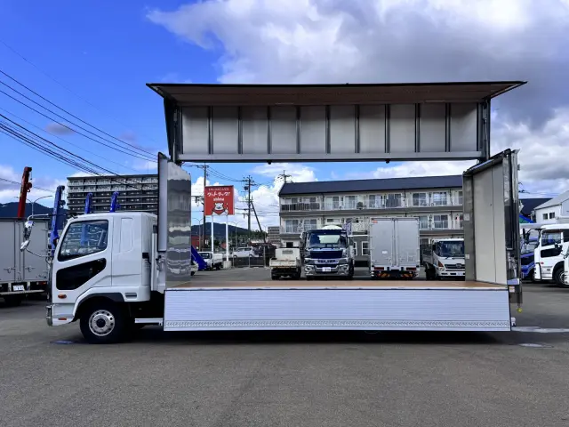 三菱 ファイター 2KG-FK65F(2WD)の写真5