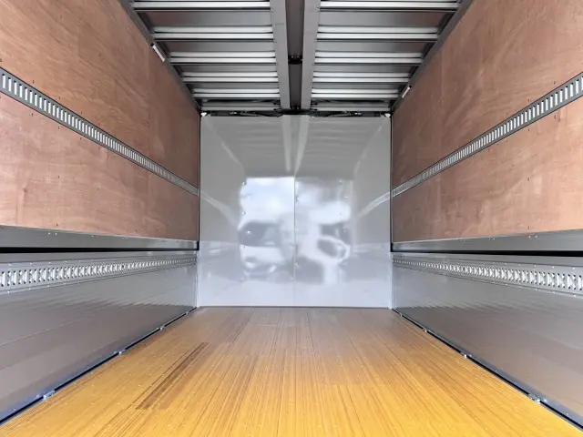 三菱 ファイター 2KG-FK65F(2WD)の写真10