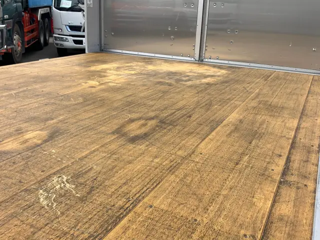 日野 レンジャー 2KG-FD2ABG(2WD)の写真12