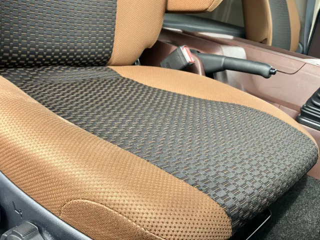 日野 レンジャー 2KG-FD2ABG(2WD)の写真18