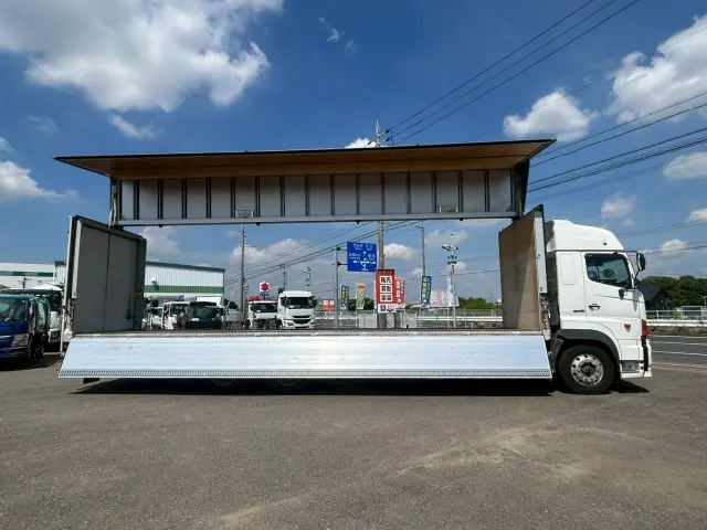 日野 プロフィア QKG-FR1EXBG(8x4)の写真6