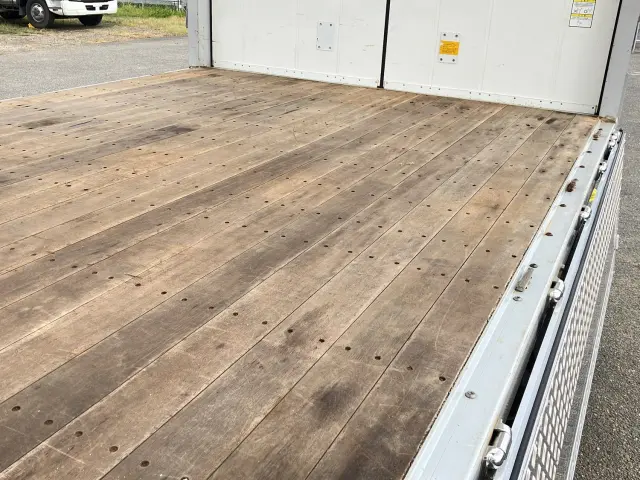 三菱 ファイター 2KG-FK65F(2WD)の写真12