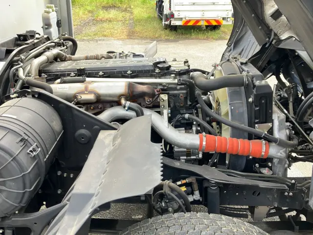 三菱 ファイター 2KG-FK65F(2WD)の写真17