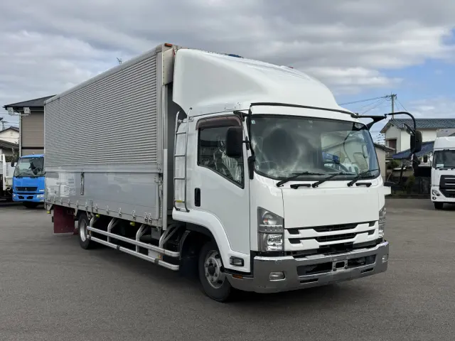 いすゞ フォワード TKG-FRR90T2(2WD)の写真2