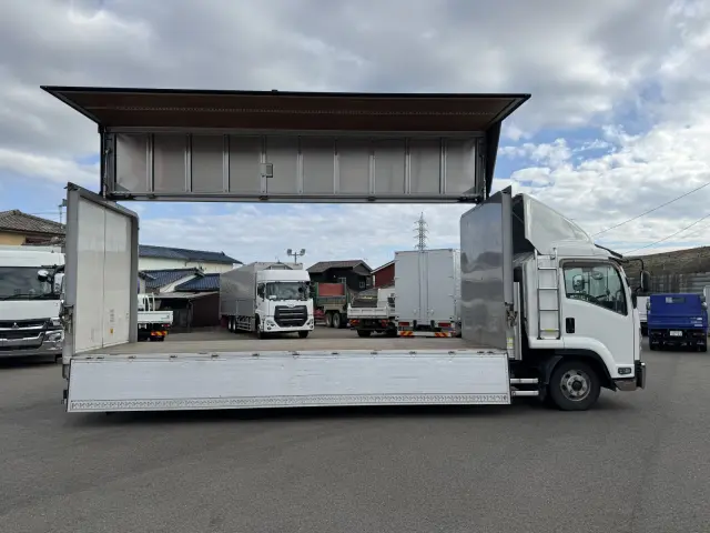 いすゞ フォワード TKG-FRR90T2(2WD)の写真6