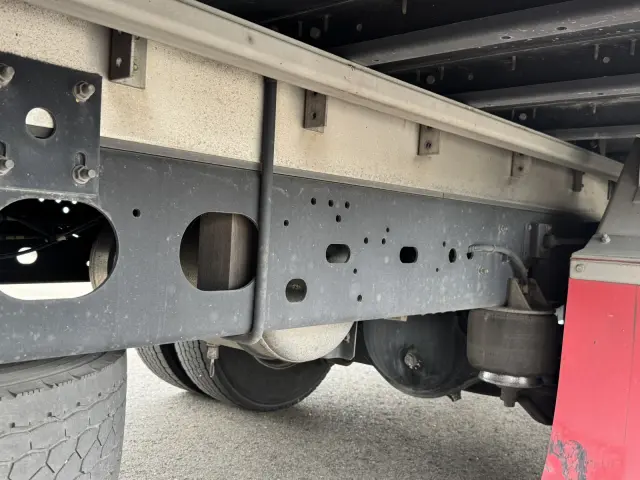 いすゞ フォワード TKG-FRR90T2(2WD)の写真14