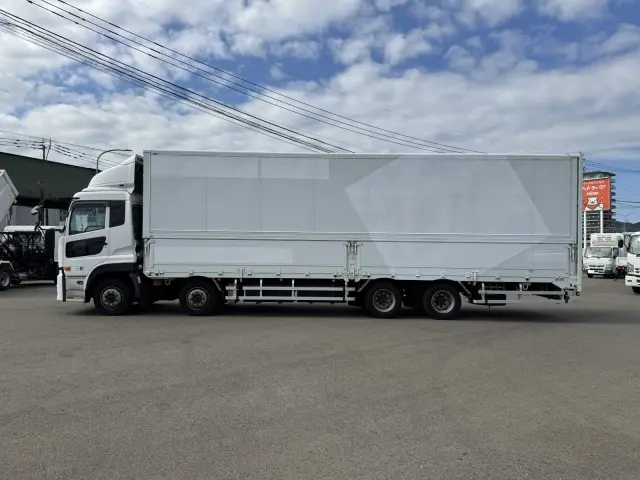 UD クオン QPG-CG5ZA(8x4)の写真7