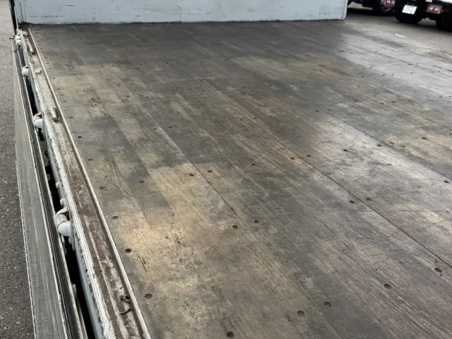 UD クオン QPG-CG5ZA(8x4)の写真11