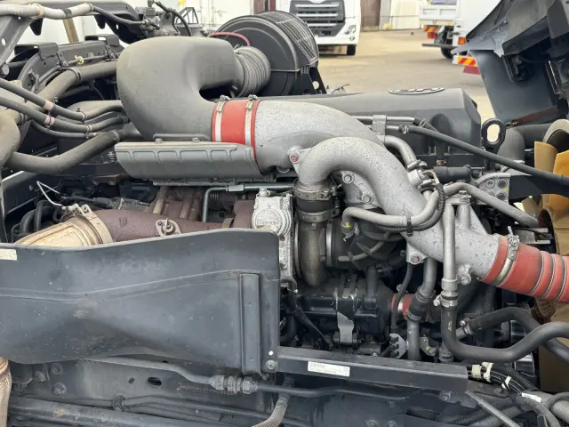 ＵＤ クオン QPG-CG5ZA(8x4)の写真17