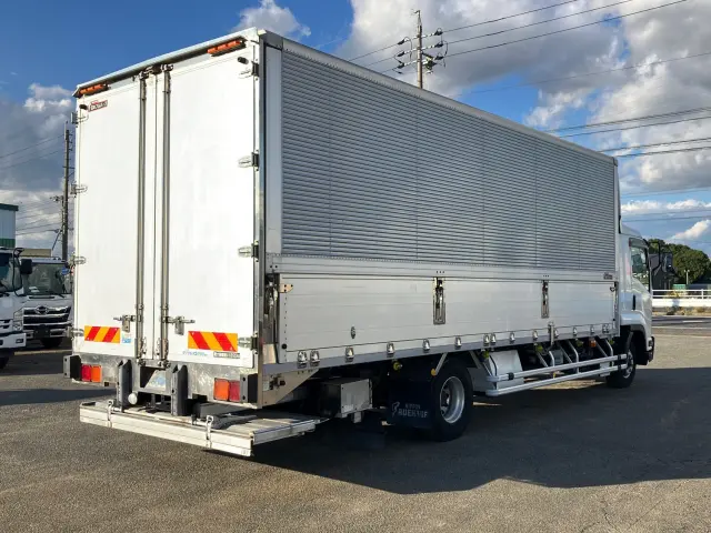 いすゞ フォワード TKG-FRR90T2(2WD)の写真3