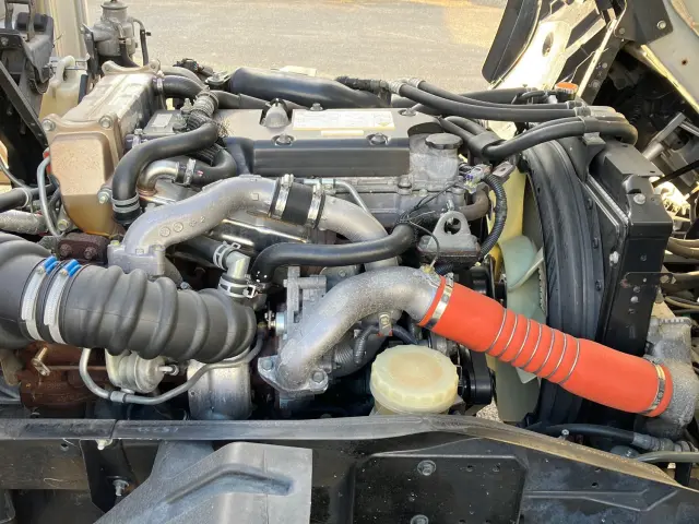 いすゞ フォワード TKG-FRR90T2(2WD)の写真19