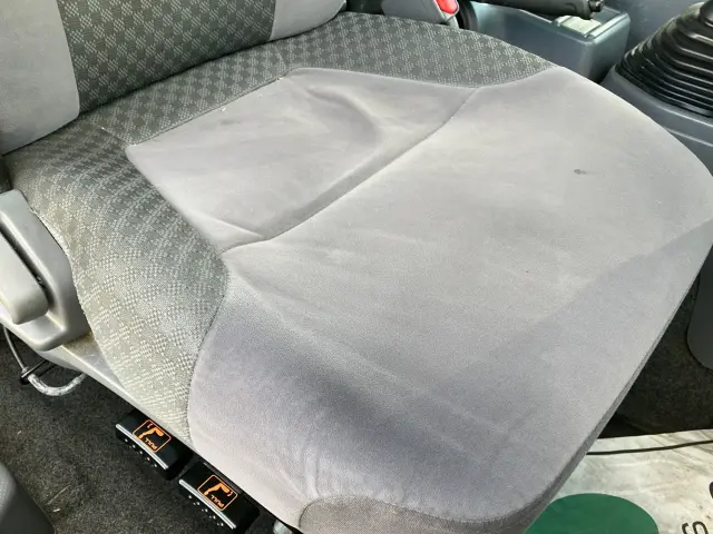 いすゞ フォワード TKG-FRR90T2(2WD)の写真20