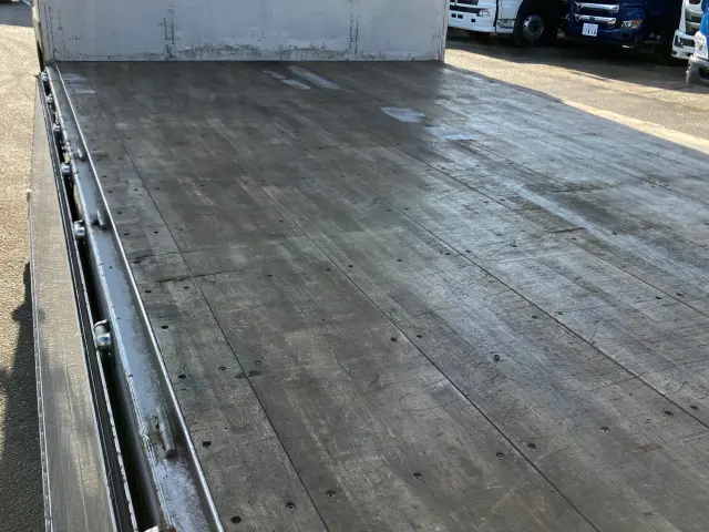 日野 プロフィア 2DG-FW1AHG(8x4)の写真11