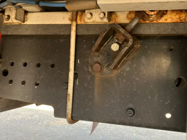 UD クオン 2PG-CG5CA(8x4)の写真14