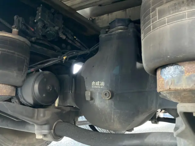 UD クオン 2PG-CG5CA(8x4)の写真15