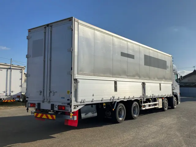 ＵＤ クオン QPG-CG5ZA(8x4)の写真3