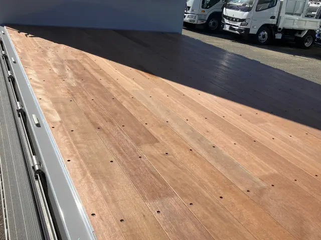 日野 プロフィア 2DG-FW1AHC(8x4)の写真11