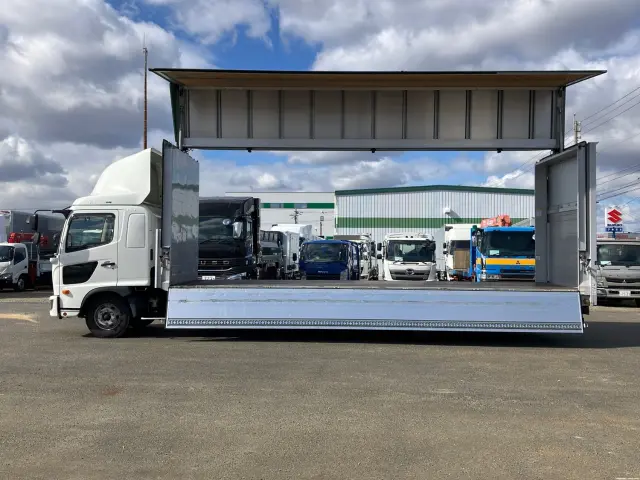 日野 レンジャー 2KG-FD2ABA(2WD)の写真5