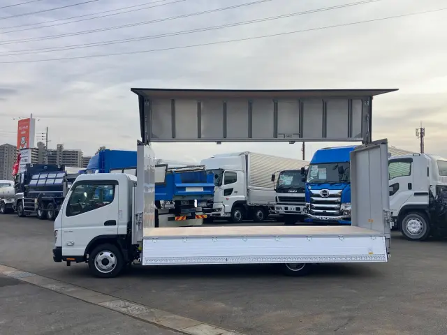 三菱 キャンター 2RG-FEB50(2WD)の写真5