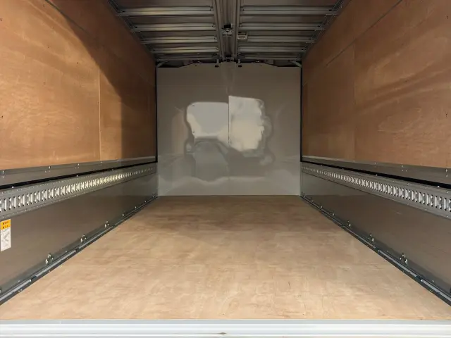 三菱 キャンター 2RG-FEB50(2WD)の写真10