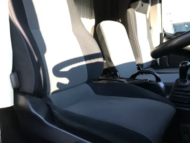 日野 レンジャー TKG-FD7JLAG(2WD)の写真21