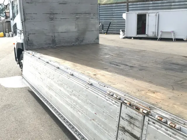 ＵＤ クオン QPG-CG5ZA(8x4)の写真11