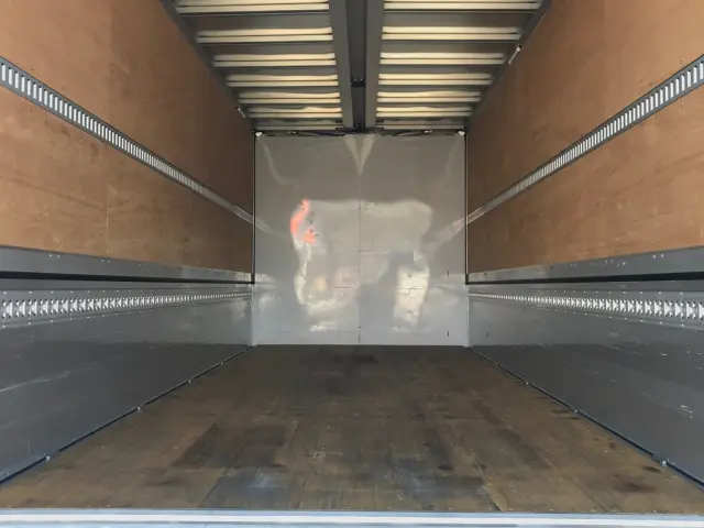 日野 レンジャー 2KG-FD2ABG(2WD)の写真10