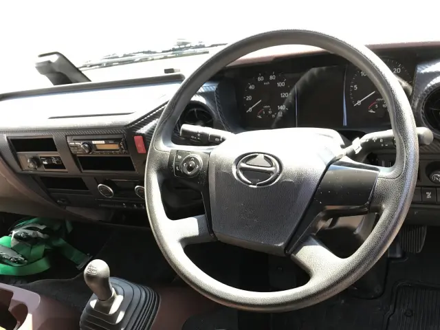 日野 レンジャー 2KG-FD2ABG(2WD)の写真20