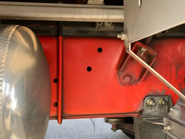 いすゞ ギガ 2PG-CYJ77C(8x4)の写真17