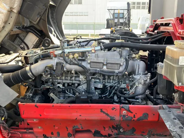 いすゞ ギガ 2PG-CYJ77C(8x4)の写真19