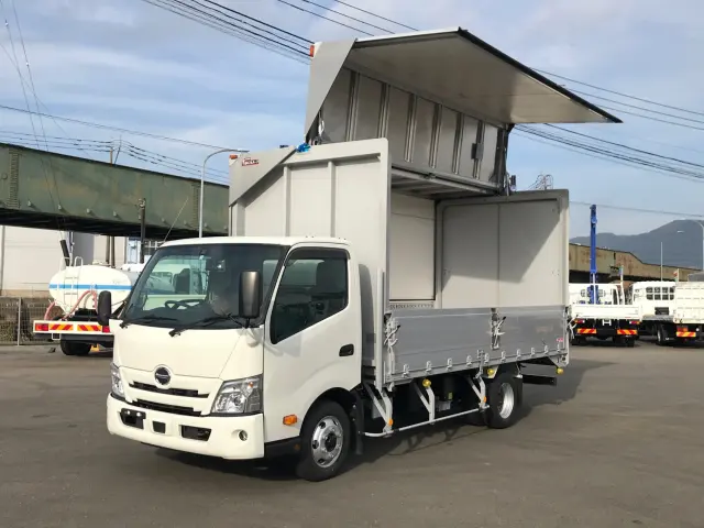 日野 デュトロ 2RG-XZU712M(2WD)の写真1
