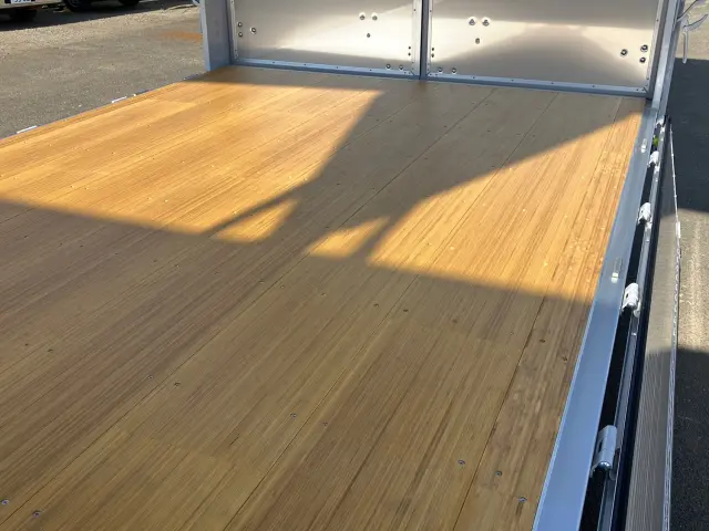 日野 レンジャー 2PG-FD2ABG(2WD)の写真12