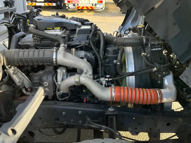 ＵＤ コンドル TKG-MK38L(2WD)の写真17