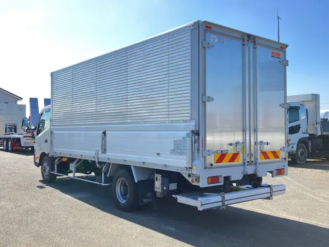 トヨタ ダイナ 2KG-XZU730(2WD)の写真4