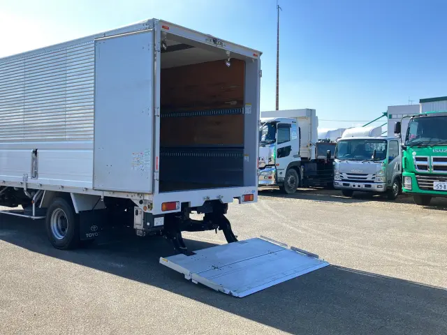 トヨタ ダイナ 2KG-XZU730(2WD)の写真15