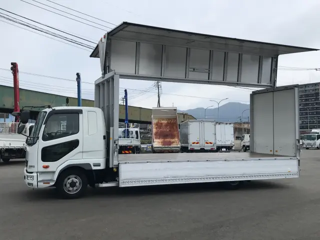 三菱 ファイター 2KG-FK62F(2WD)の写真5